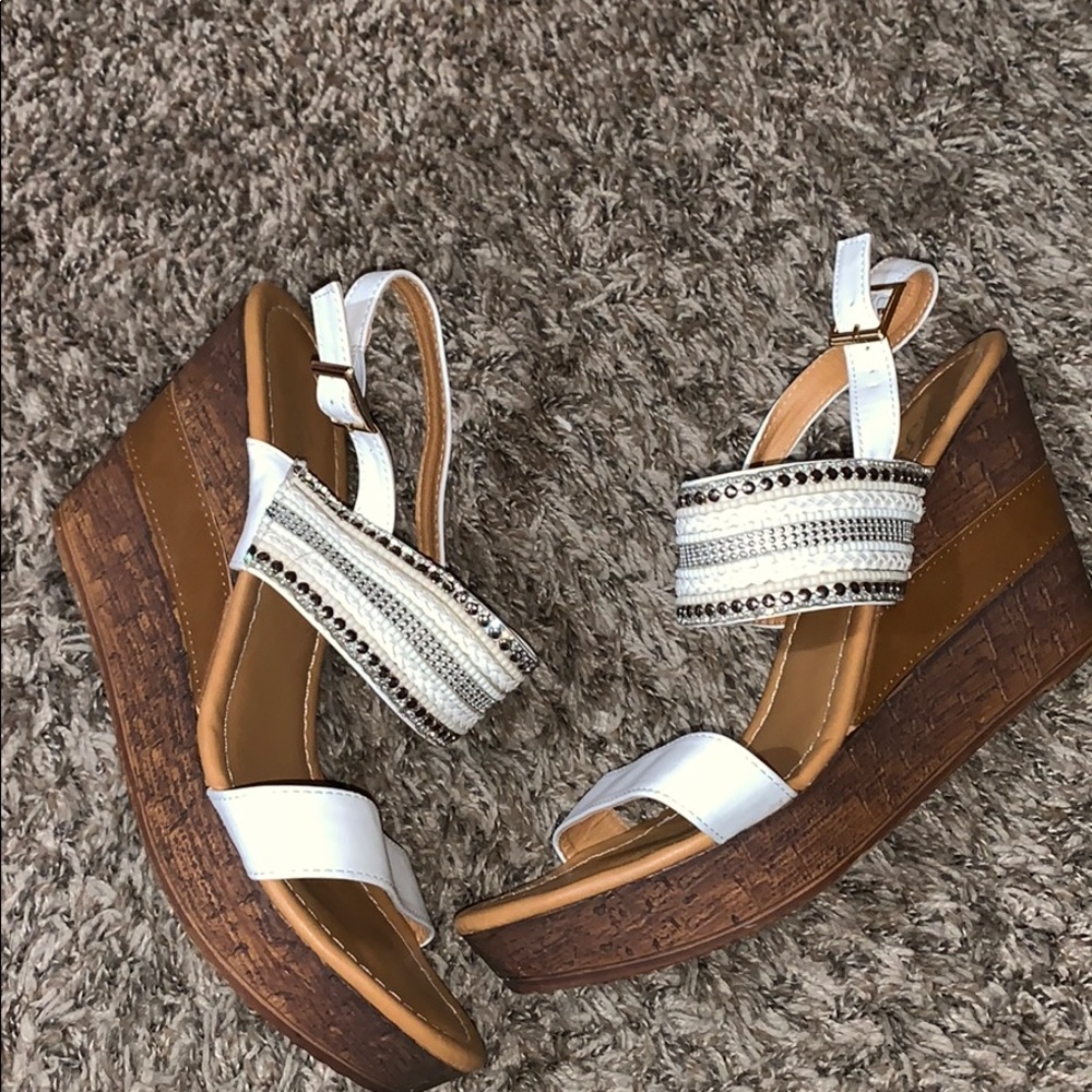 Wedge sandals